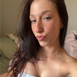 Meet your Posher, Gabrielle